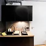 Ξενοδοχείο με διαμερίσματα Shed Living Krasków