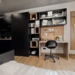Ξενοδοχείο με διαμερίσματα Shed Living 3*