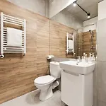 Ξενοδοχείο με διαμερίσματα Shed Living Krasków
