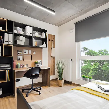 Shed Living 아파트호텔 크라쿠프