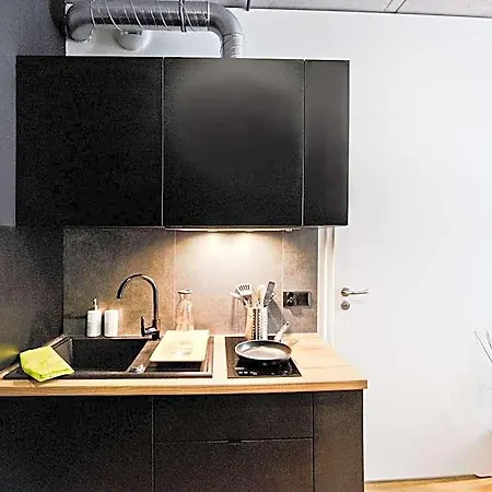 Shed Living 3*