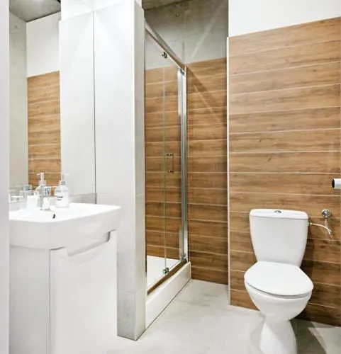 Hotel apartamentowy Shed Living 3*